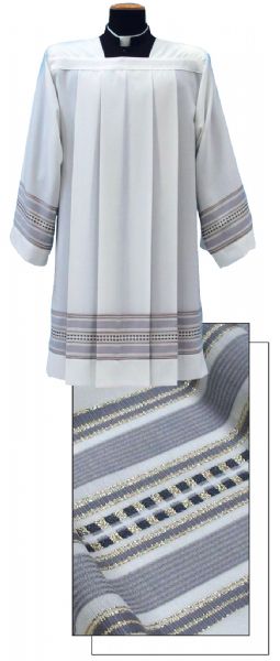952 Surplice