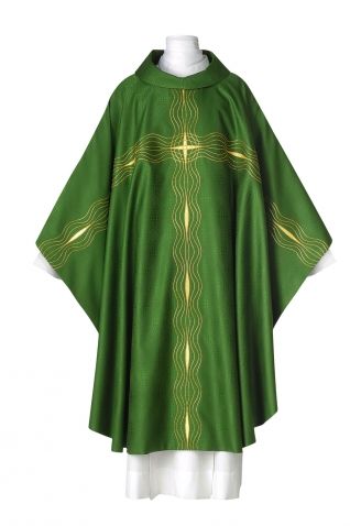 101-0747 Universo Vestments