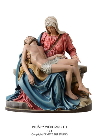 MICHELANGELOS PIETA STATUE