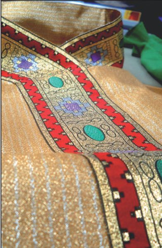 232 Giotto Style Vestments