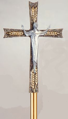 26PC17 Processional Cross