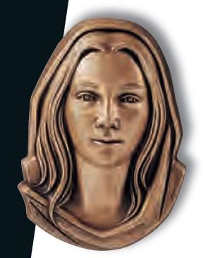 FACE OF MARY BRONZE 31X22 - 3022
