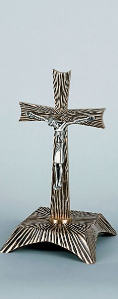 75AC18 Altar Cross