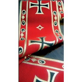 823 Lame' Oro Style Vestments