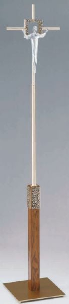 82PC20 Processional Crucifix