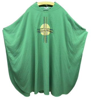 GREEN VESTMENT & STOLE GENTLY WORN - UCG1-AG1-G
