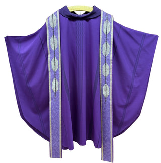 PURPLE VESTMENT & STOLE GENTLY WORN - UCG1-STM2-CHAS-P