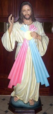 STDM Divine Mercy Statue