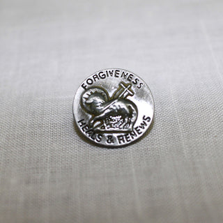 RECONCILIATION LAMB LAPEL PIN - DS202