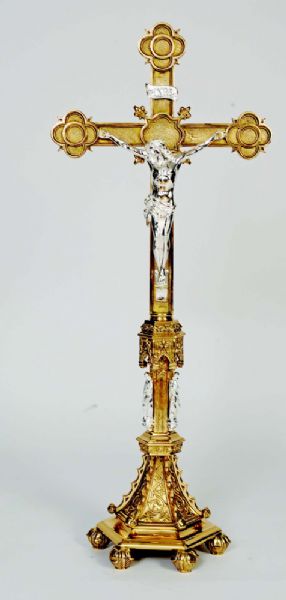 H-126 Altar Cross