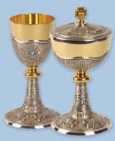 K915 Chalice or Ciborium