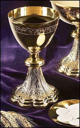 PCMC348 Grapes and Wheat Chalice, Paten, and Ciborium Set