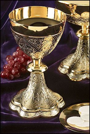 PCMC350 Embossed Vines Chalice, Paten, and Ciborium Set