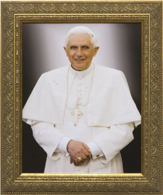 NW-1805-2 Pope Benedict Formal