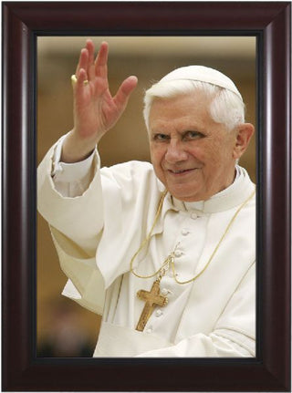 NW-1820 Pope Benedict Waving