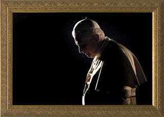 NW-1821 Pope Benedict in Prayer