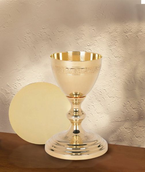 PCVC235 Etched Design Chalice and Paten Set